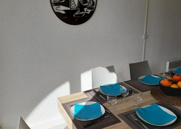 T2 Rez-de-jardin, Terrasse Et Parking, Proche De La * La Grande-Motte